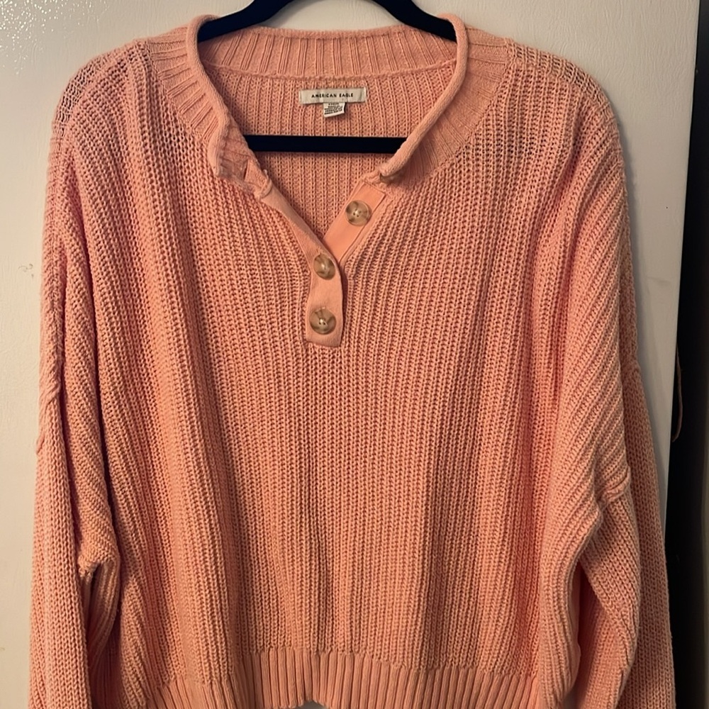 American Eagle Women’s Peach Size L Sweater‎